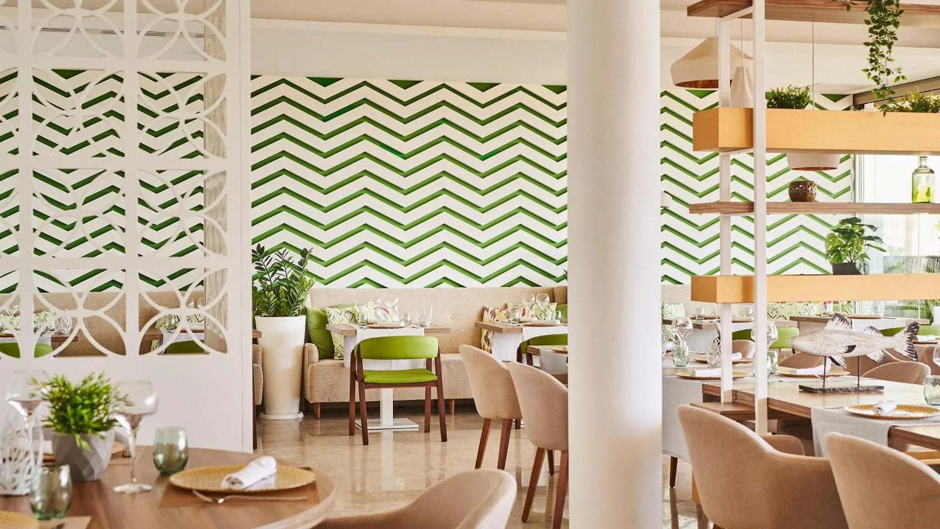 Zafiro Palace Alcudia Port de Alcudia  Apartmanhotel